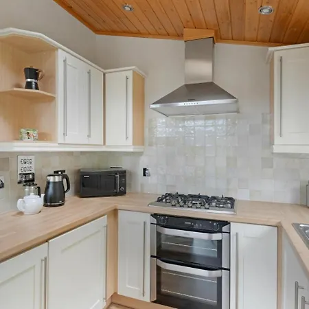 بيت خشبي 3 Bed In Oc-lr201